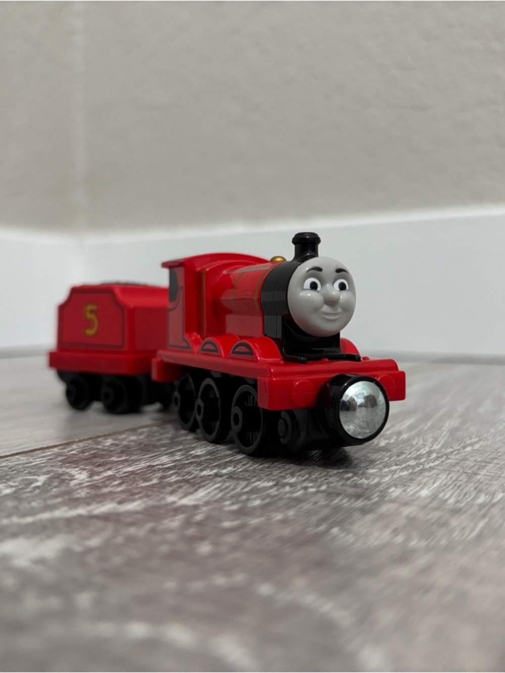 Diecast James and Tender - Thomas & Friends